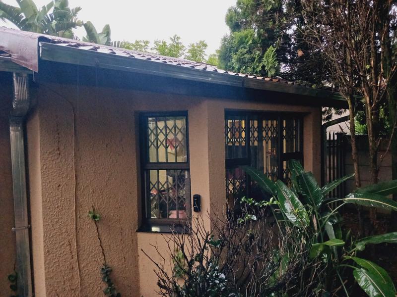 3 Bedroom Property for Sale in Wilgeheuwel Gauteng