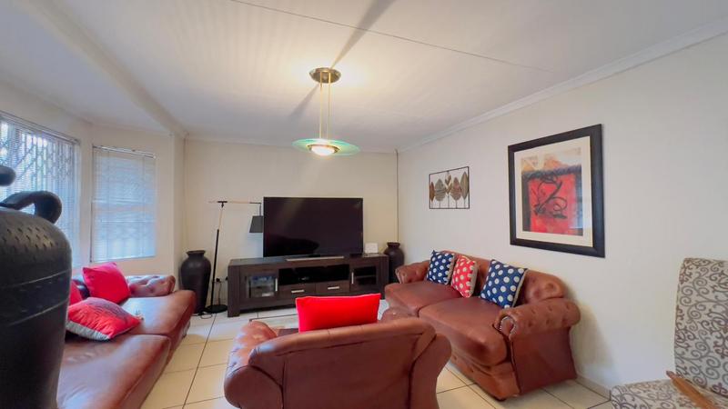 3 Bedroom Property for Sale in Wilgeheuwel Gauteng