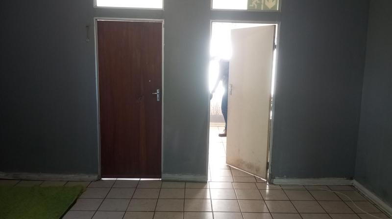 1 Bedroom Property for Sale in Pretoria Central Gauteng