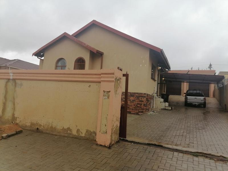 To Let 3 Bedroom Property for Rent in Zakariyya Park Gauteng