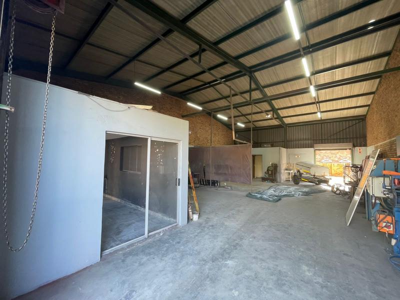 To Let commercial Property for Rent in Hennopspark Gauteng