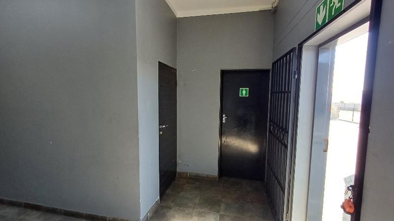 To Let commercial Property for Rent in Knoppieslaagte Gauteng