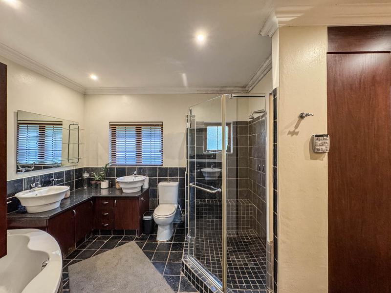 4 Bedroom Property for Sale in Midstream Estate Gauteng