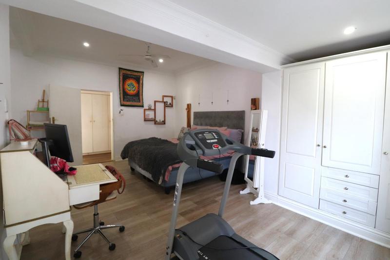 5 Bedroom Property for Sale in Parkhurst Gauteng