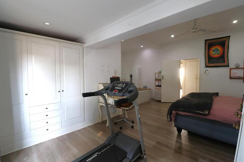 5 Bedroom Property for Sale in Parkhurst Gauteng
