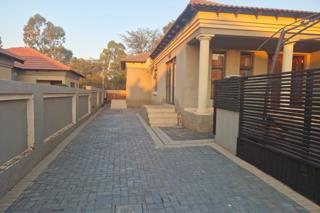 3 Bedroom Property for Sale in Amandasig Gauteng