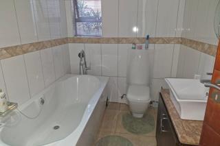 3 Bedroom Property for Sale in Amandasig Gauteng
