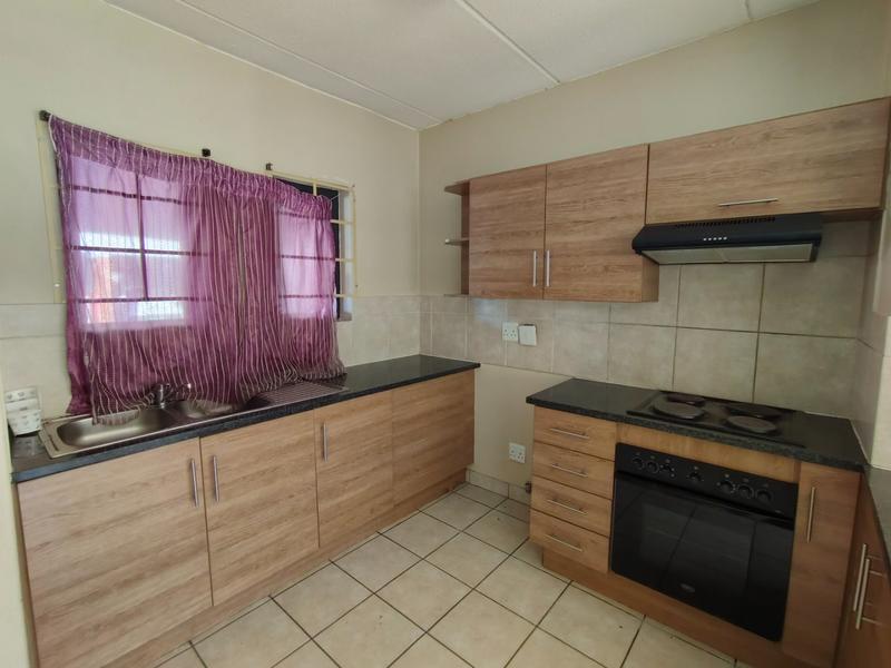 2 Bedroom Property for Sale in Pretoria North Gauteng