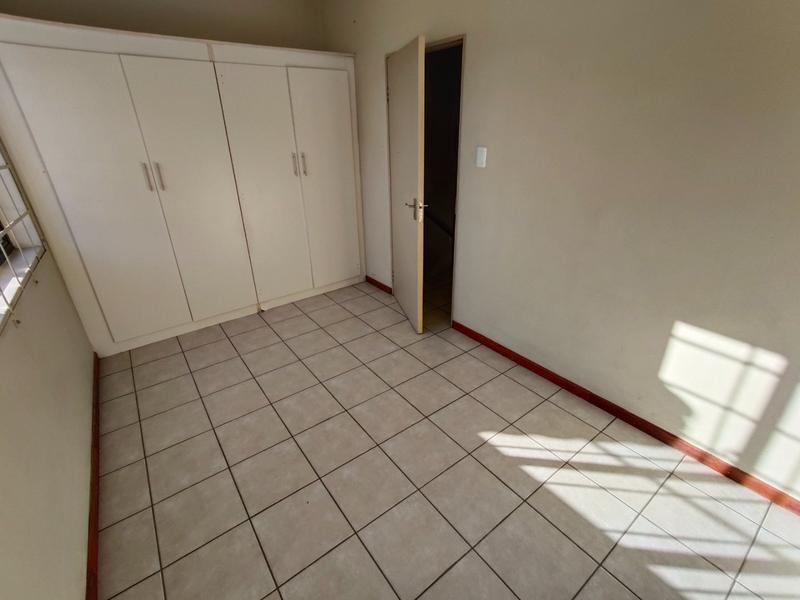 2 Bedroom Property for Sale in Pretoria North Gauteng