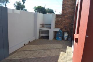2 Bedroom Property for Sale in Pretoria North Gauteng