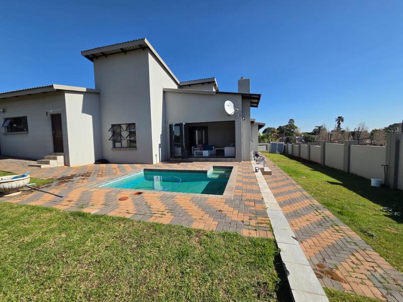 3 Bedroom Property for Sale in Magalieskruin Gauteng