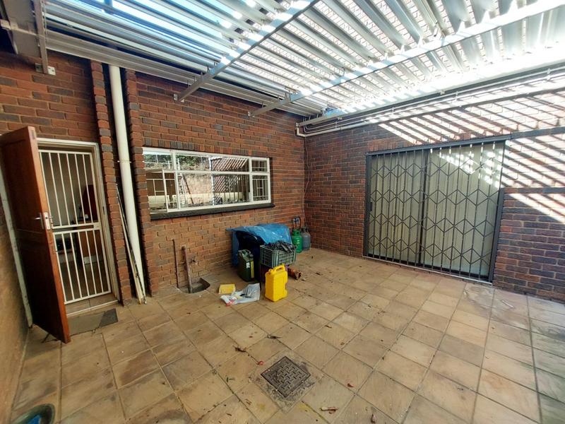 5 Bedroom Property for Sale in Magalieskruin Gauteng