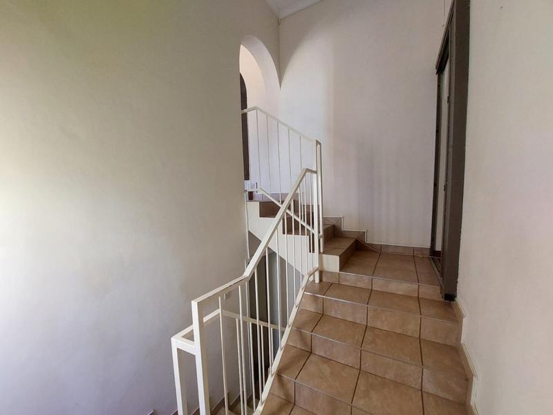 5 Bedroom Property for Sale in Magalieskruin Gauteng