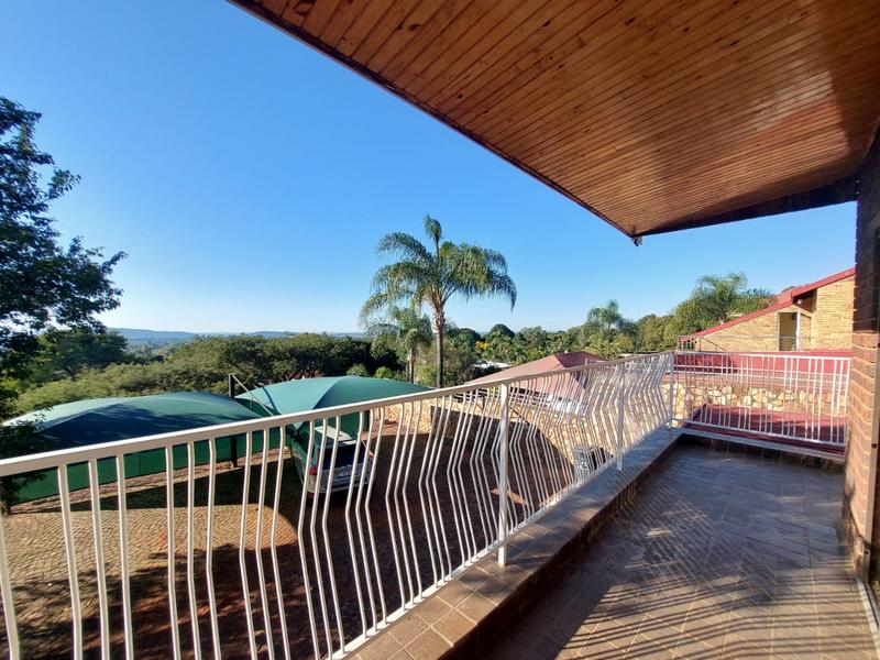 5 Bedroom Property for Sale in Magalieskruin Gauteng