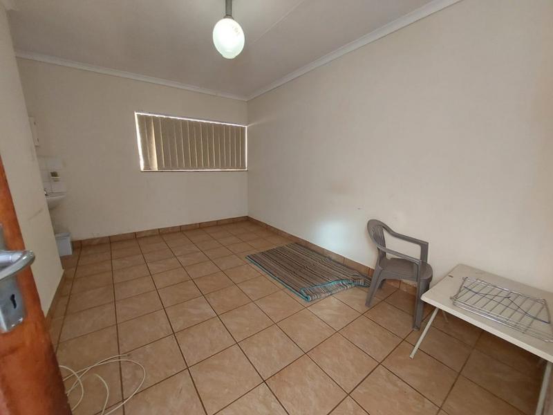 5 Bedroom Property for Sale in Magalieskruin Gauteng