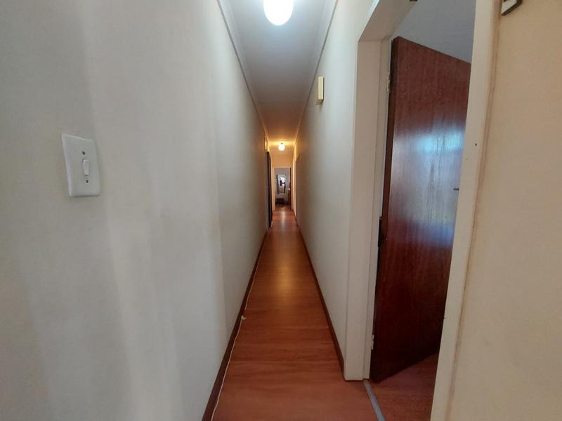 5 Bedroom Property for Sale in Magalieskruin Gauteng