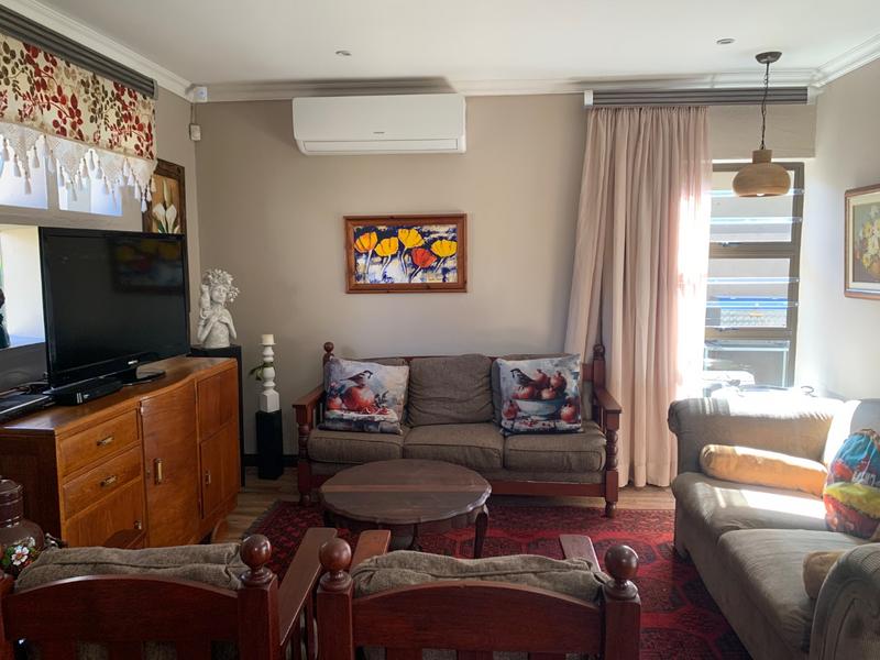 3 Bedroom Property for Sale in Vanderbijlpark SW 5 Gauteng