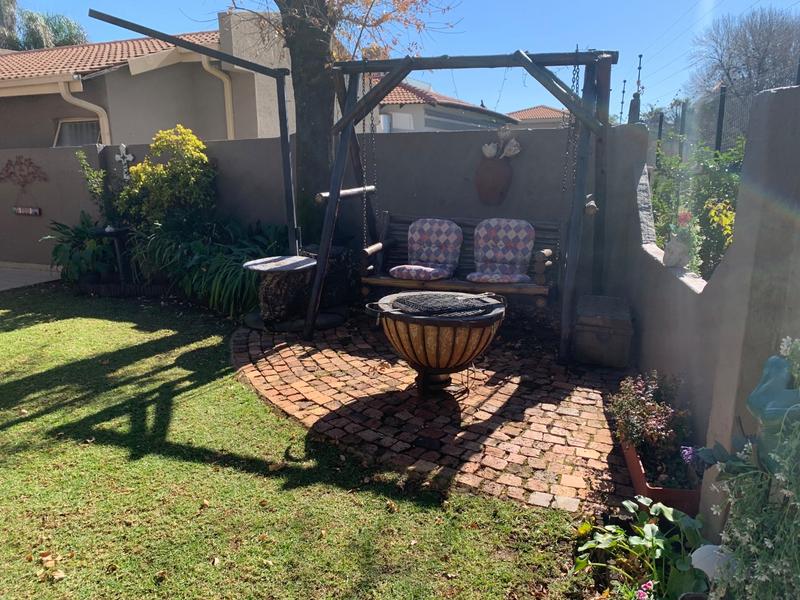 3 Bedroom Property for Sale in Vanderbijlpark SW 5 Gauteng