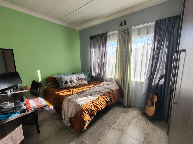 6 Bedroom Property for Sale in Meyerton Central Gauteng