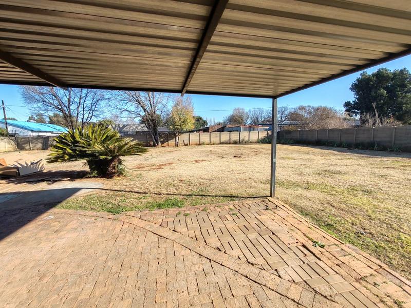 6 Bedroom Property for Sale in Meyerton Central Gauteng