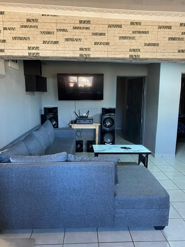 6 Bedroom Property for Sale in Meyerton Central Gauteng