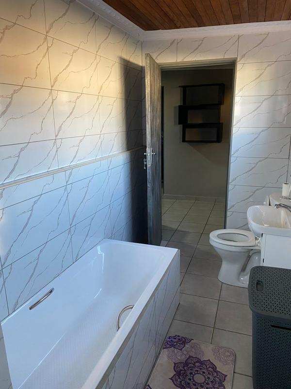 6 Bedroom Property for Sale in Meyerton Central Gauteng