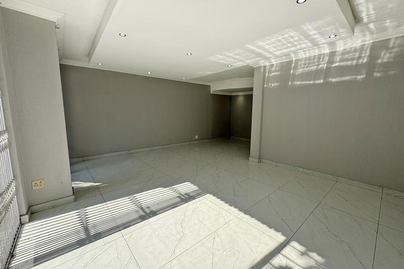 2 Bedroom Property for Sale in Sunset Acres Gauteng