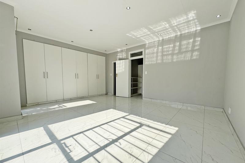 2 Bedroom Property for Sale in Sunset Acres Gauteng