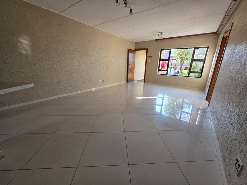 2 Bedroom Property for Sale in Sunninghill Gauteng