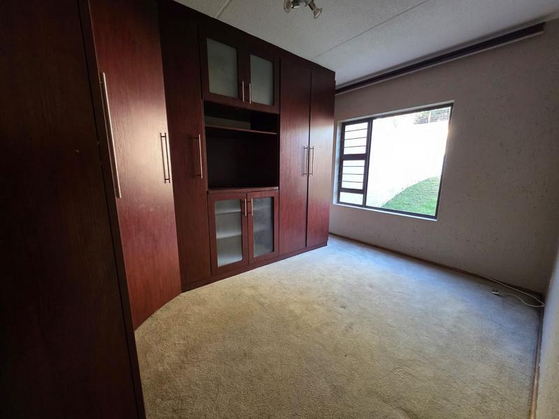 2 Bedroom Property for Sale in Sunninghill Gauteng