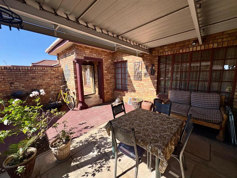 2 Bedroom Property for Sale in Bronkhorstspruit Gauteng
