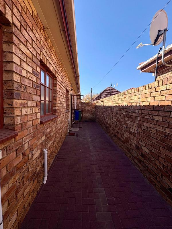 2 Bedroom Property for Sale in Bronkhorstspruit Gauteng
