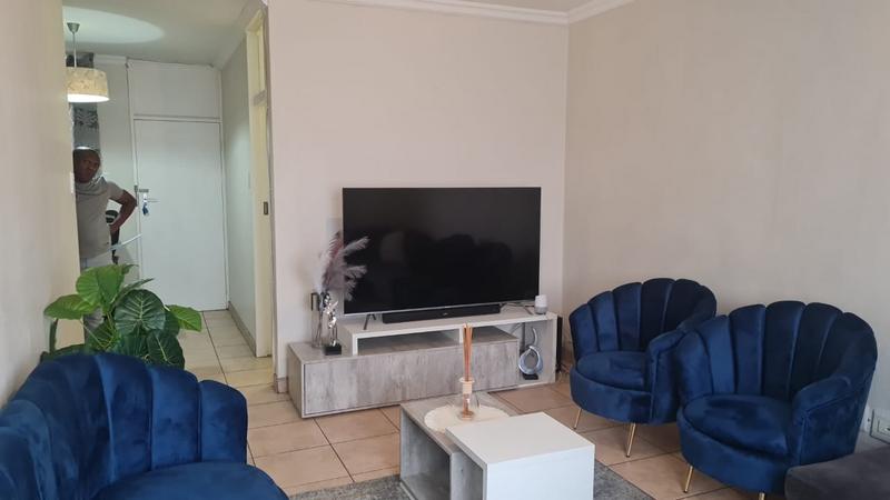 To Let 1 Bedroom Property for Rent in Bedford Gardens Gauteng