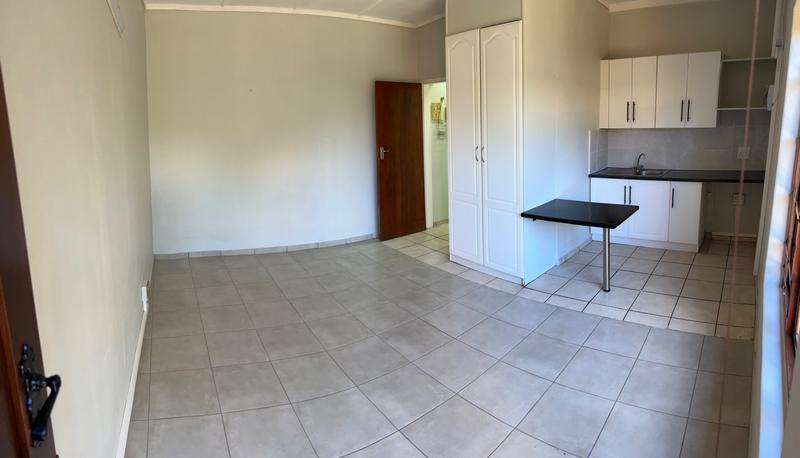 To Let 1 Bedroom Property for Rent in Edenvale Gauteng