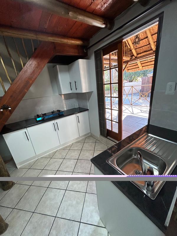 To Let 1 Bedroom Property for Rent in Edenvale Gauteng