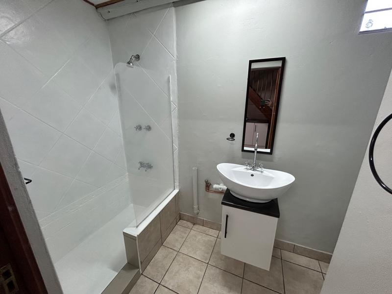 To Let 1 Bedroom Property for Rent in Edenvale Gauteng
