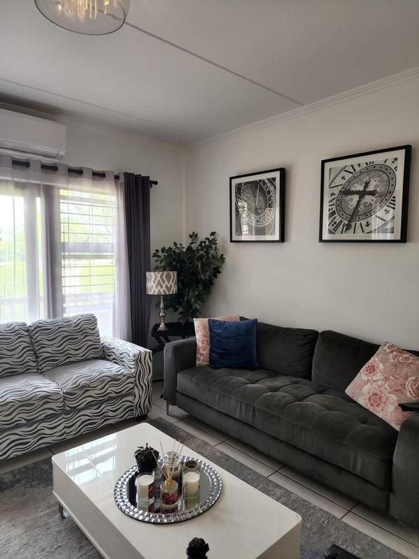 To Let 2 Bedroom Property for Rent in Greenstone Hill Gauteng
