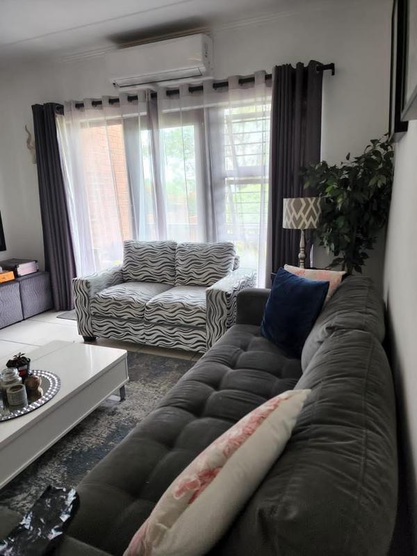 To Let 2 Bedroom Property for Rent in Greenstone Hill Gauteng