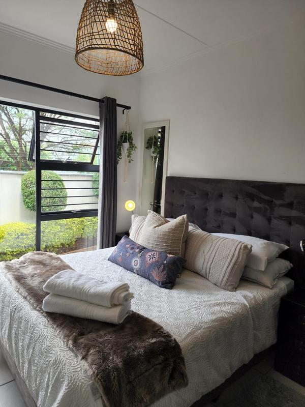 To Let 2 Bedroom Property for Rent in Greenstone Hill Gauteng