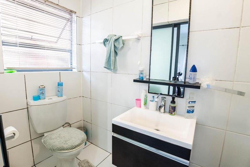 3 Bedroom Property for Sale in Greenstone Hill Gauteng