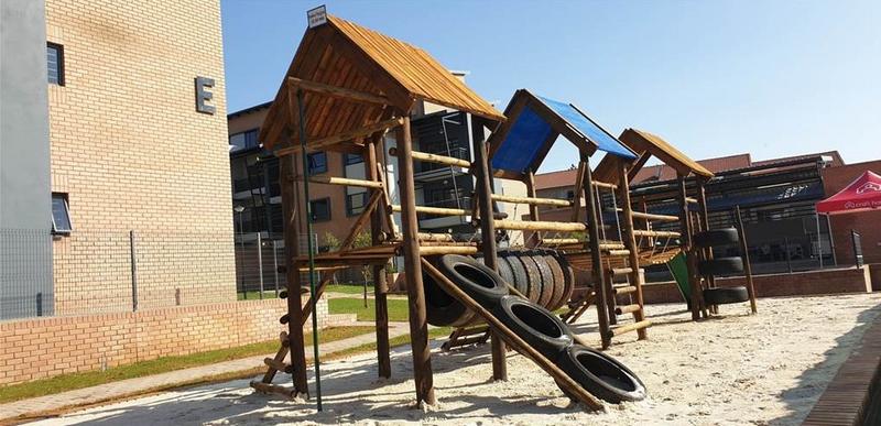 To Let 2 Bedroom Property for Rent in Waterfall Ridge Gauteng