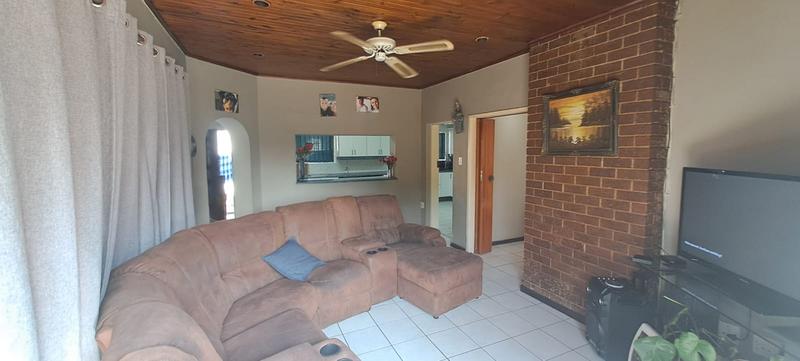 3 Bedroom Property for Sale in Freeway Park Gauteng