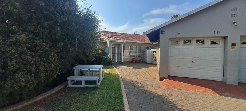 3 Bedroom Property for Sale in Freeway Park Gauteng