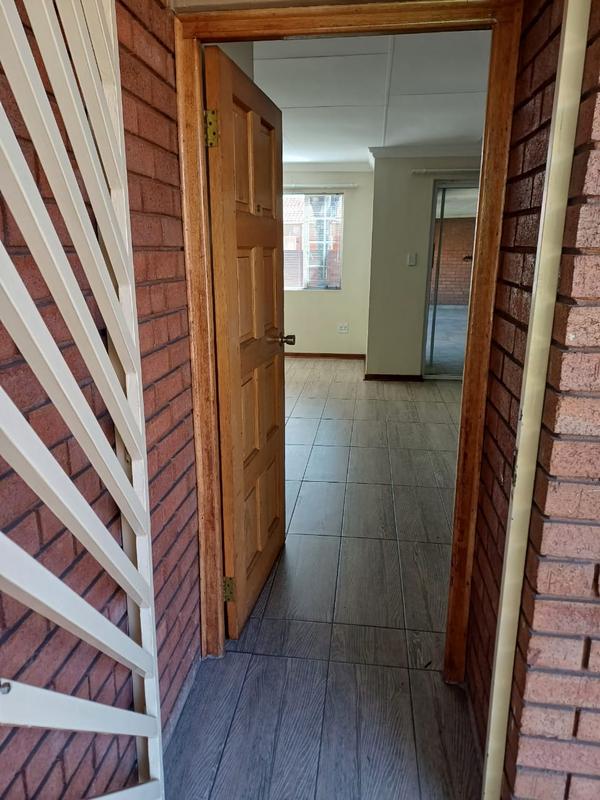 2 Bedroom Property for Sale in Witfield Gauteng
