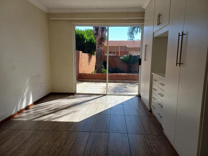 2 Bedroom Property for Sale in Witfield Gauteng