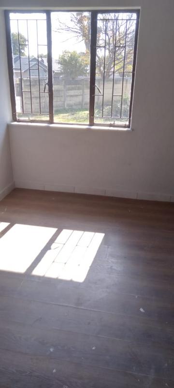 To Let 3 Bedroom Property for Rent in Crystal Park Gauteng