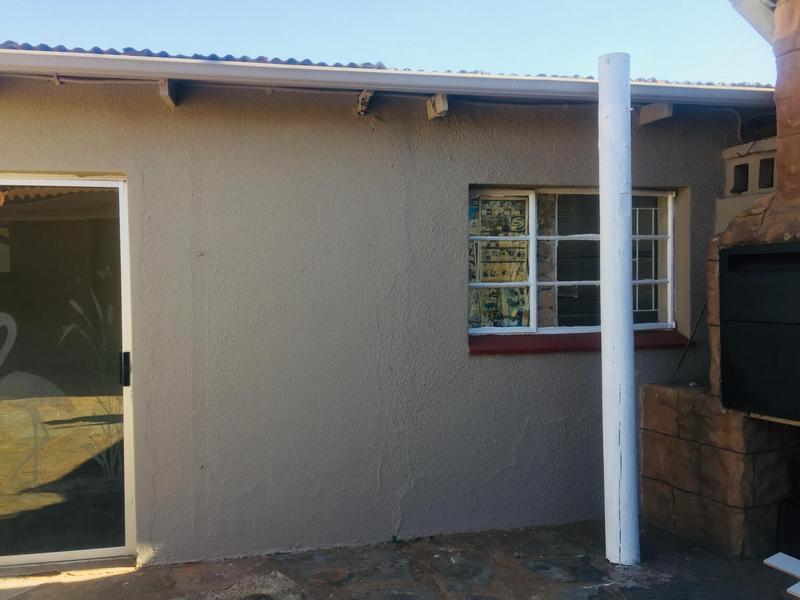 To Let 0 Bedroom Property for Rent in Wychwood Gauteng