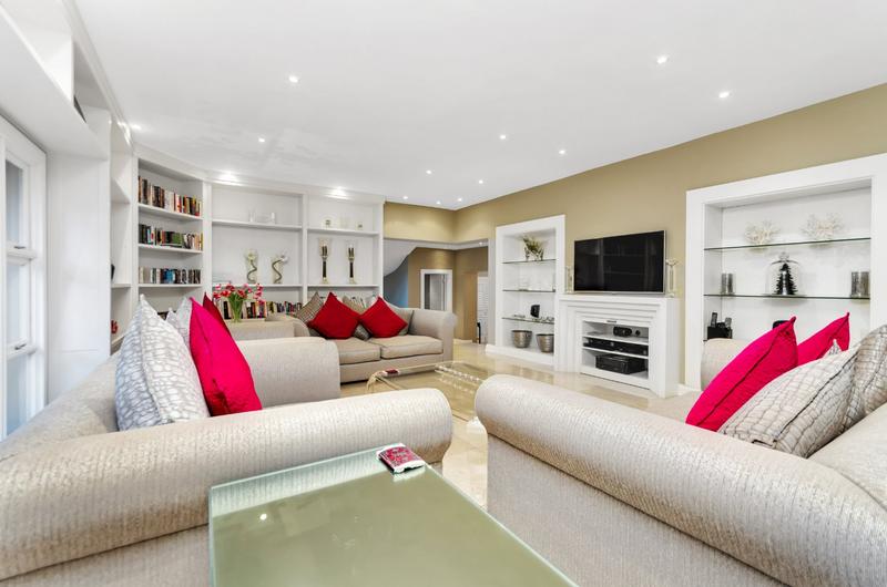 To Let 4 Bedroom Property for Rent in Dainfern Golf Estate Gauteng