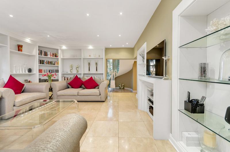 To Let 4 Bedroom Property for Rent in Dainfern Golf Estate Gauteng