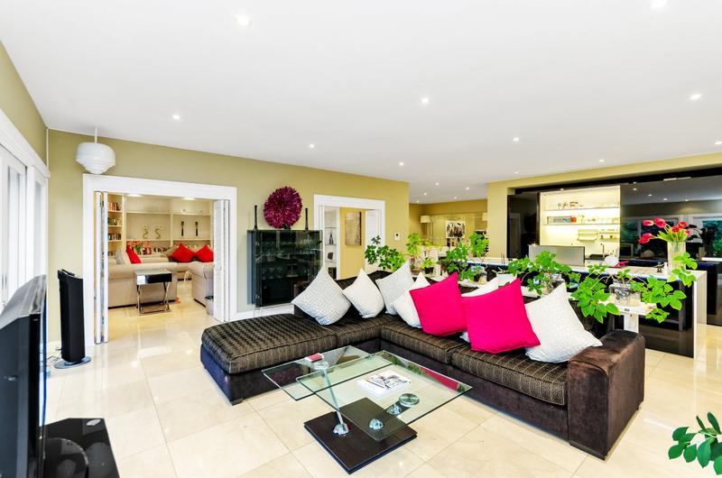 To Let 4 Bedroom Property for Rent in Dainfern Golf Estate Gauteng